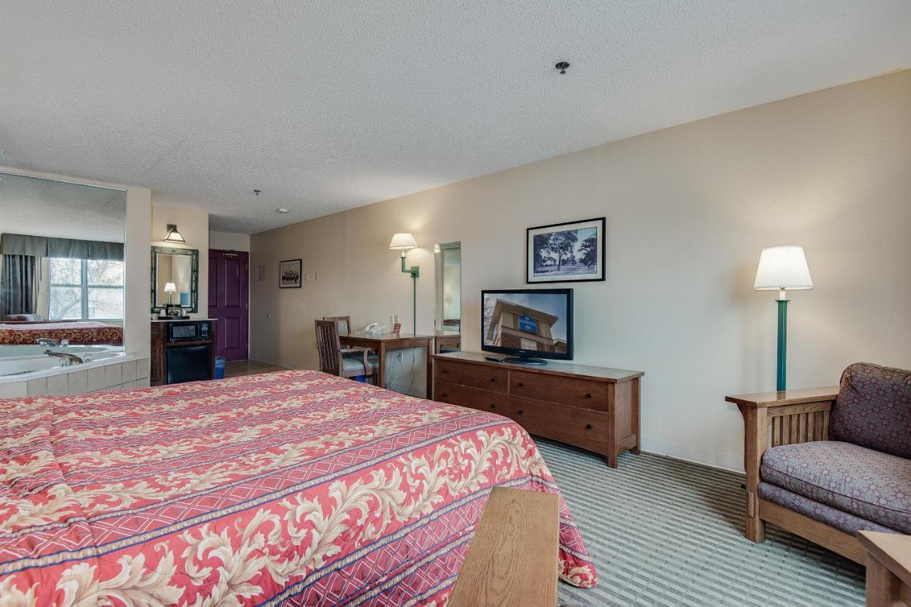 Townsquare Place Chaska Εξωτερικό φωτογραφία